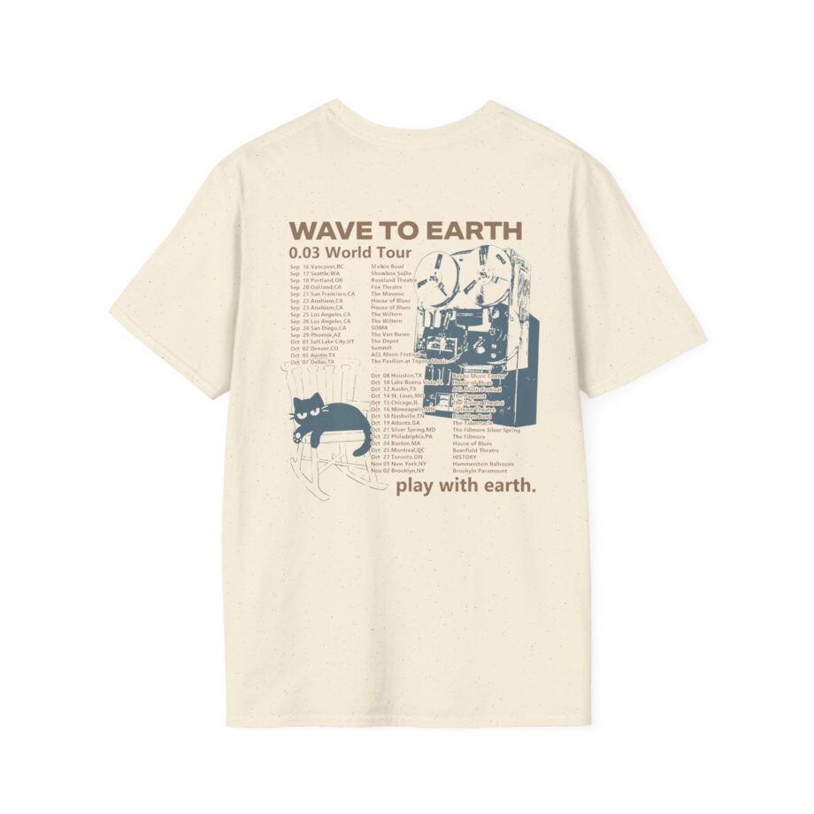 Wave to Earth 0.03 Na Tour Unisex Softstyle T-Shirt