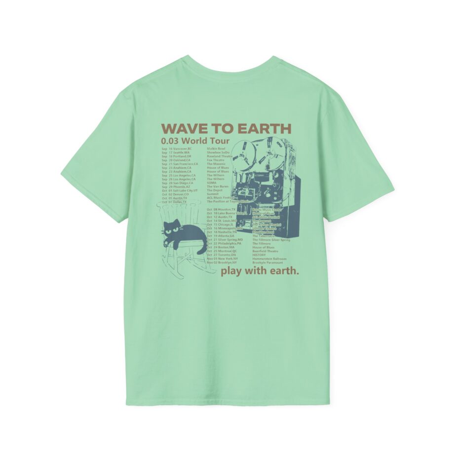 Wave to Earth 0.03 Na Tour Unisex Softstyle T-Shirt