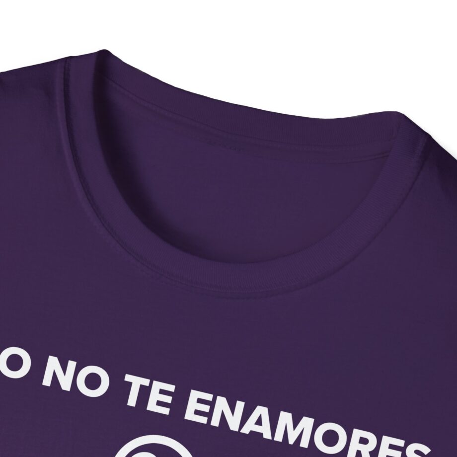 No Te Enamores Official Tour Unisex Softstyle T-shirt