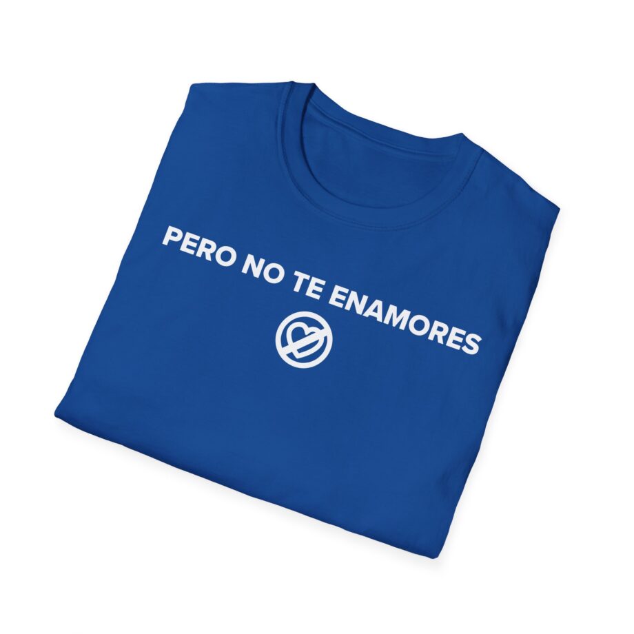 No Te Enamores Official Tour Unisex Softstyle T-shirt