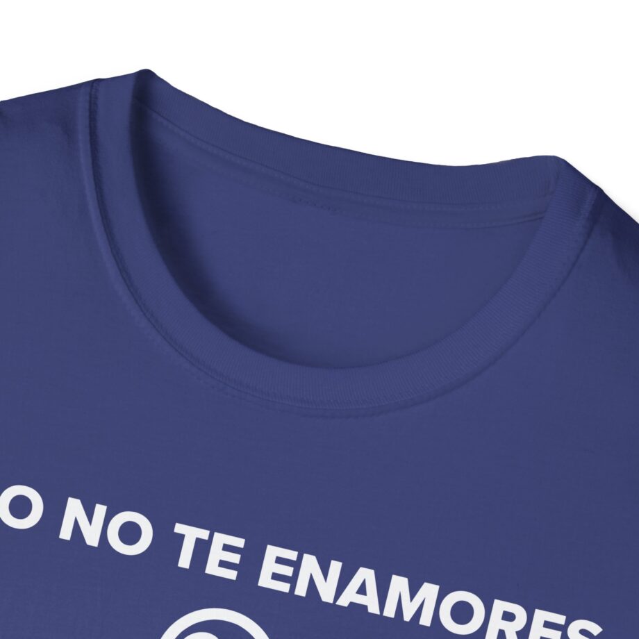 No Te Enamores Official Tour Unisex Softstyle T-shirt