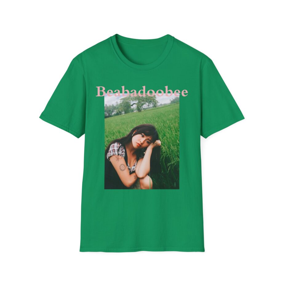 CBeabadoobee Glue Tour Unisex Softstyle T-Shirt