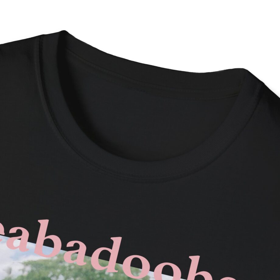 CBeabadoobee Glue Tour Unisex Softstyle T-Shirt