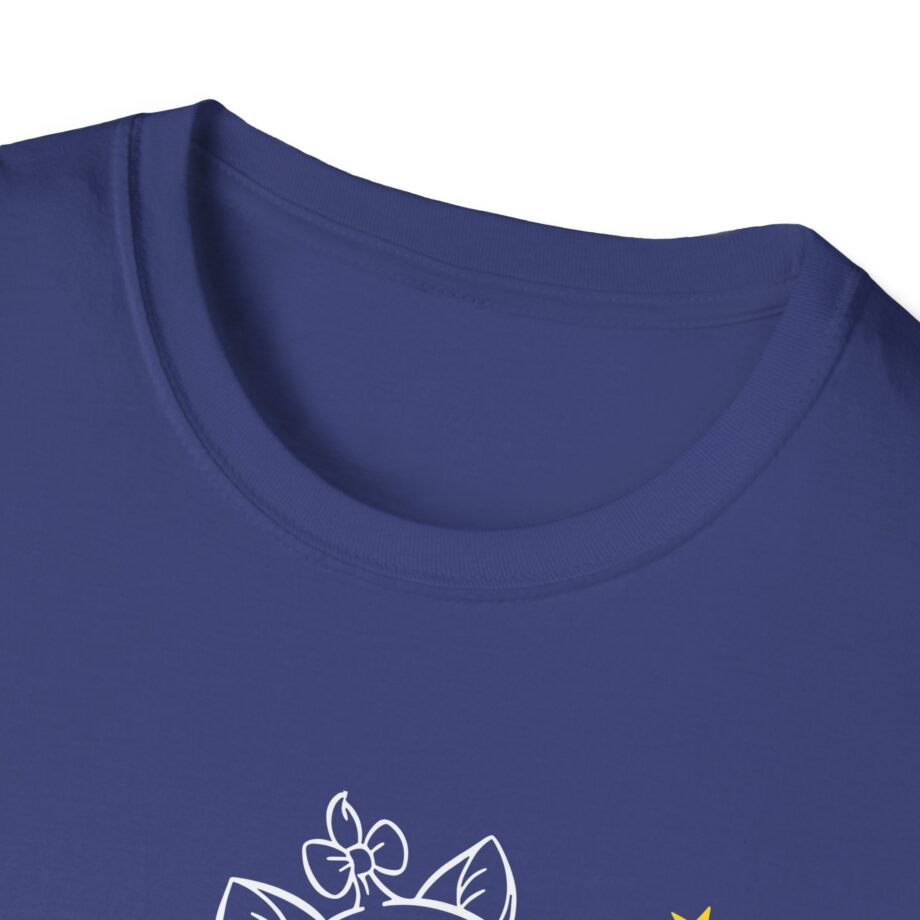 Beabadoobee Dancer Unisex Softstyle T-Shirt