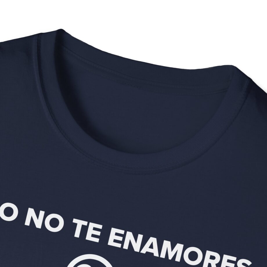 No Te Enamores Official Tour Unisex Softstyle T-shirt