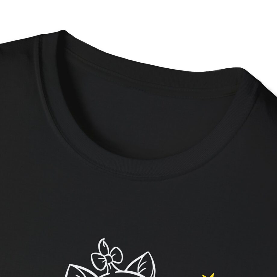 Beabadoobee Dancer Unisex Softstyle T-Shirt