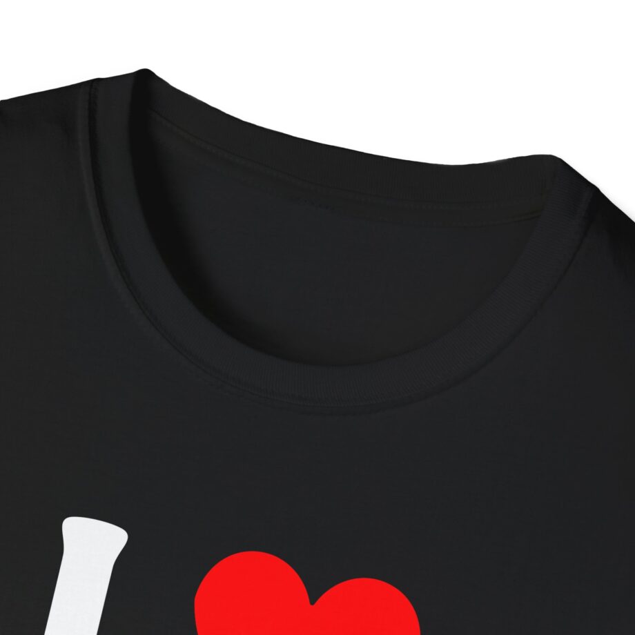 I Love Wave to Earth Unisex Softstyle T-Shirt