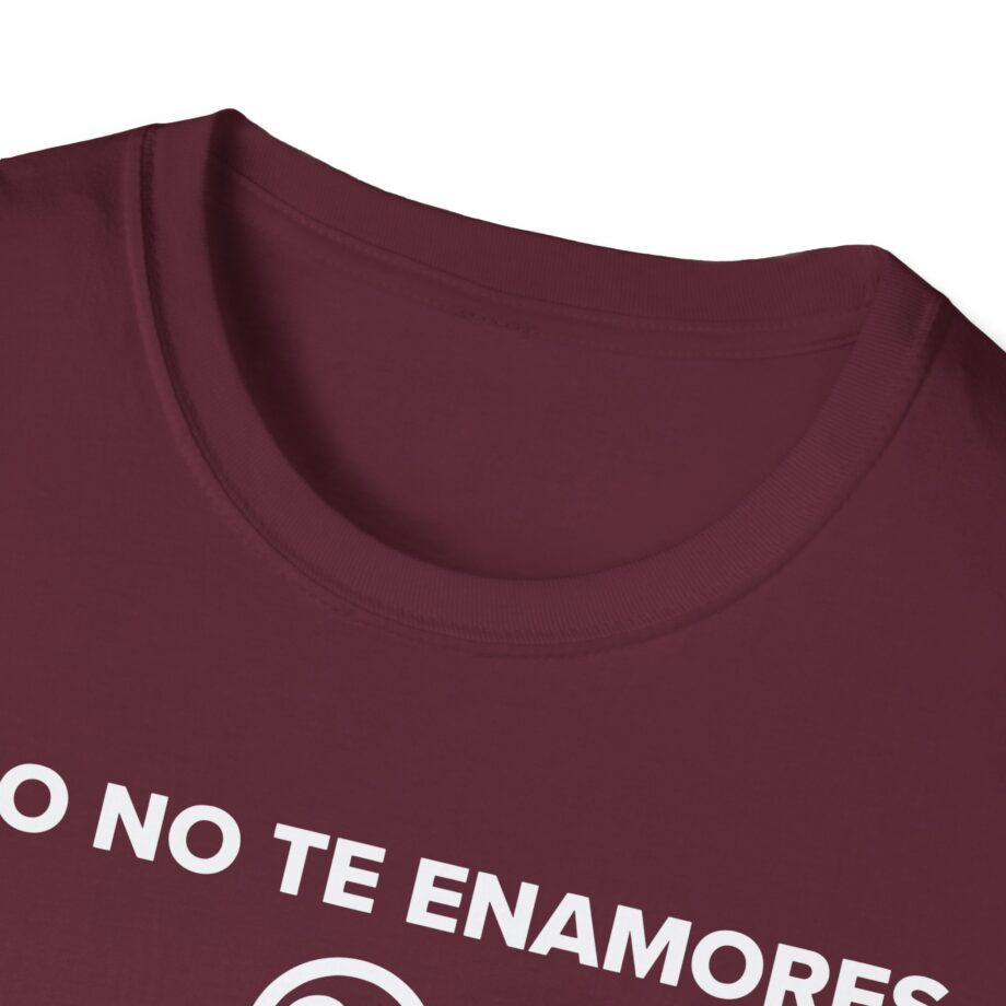 No Te Enamores Official Tour Unisex Softstyle T-shirt