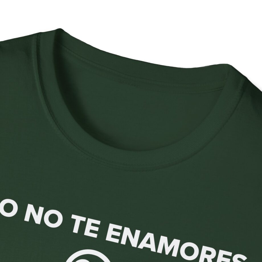 No Te Enamores Official Tour Unisex Softstyle T-shirt