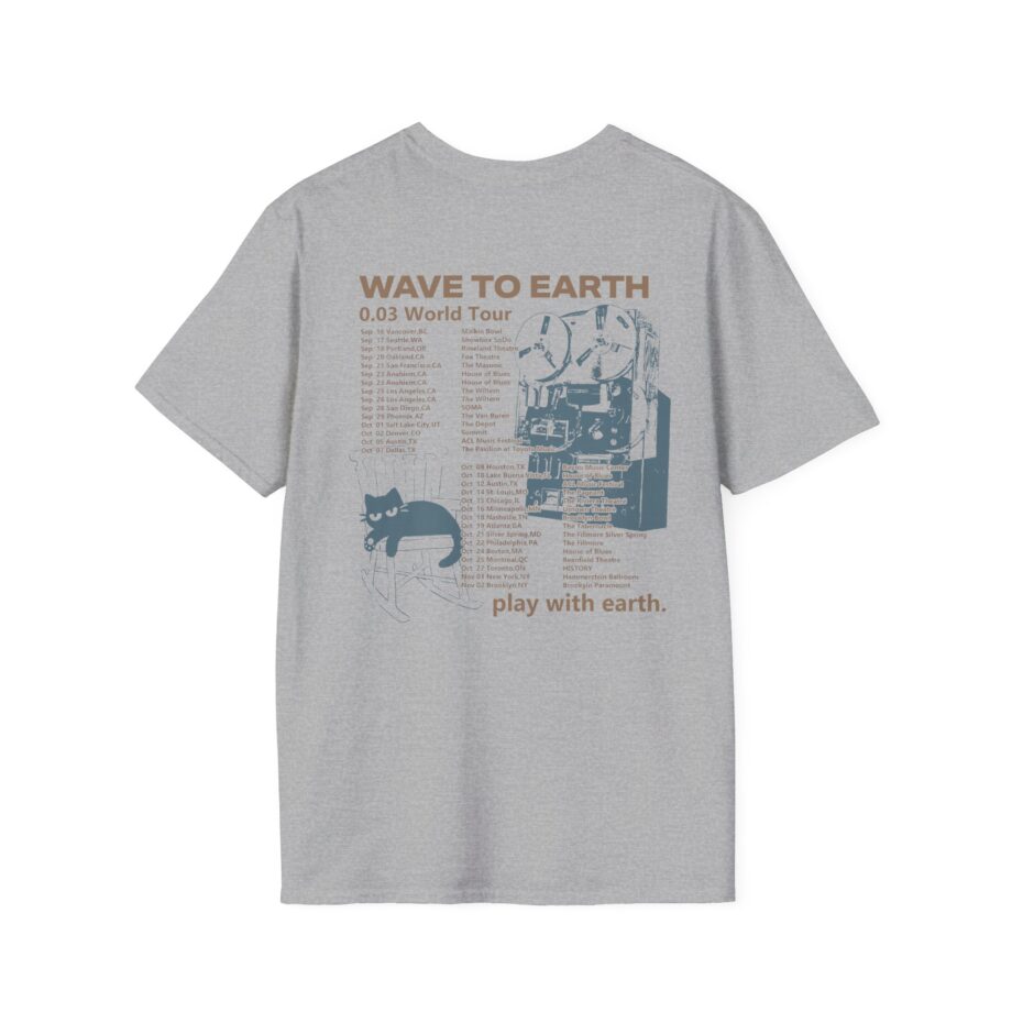 Wave to Earth 0.03 Na Tour Unisex Softstyle T-Shirt
