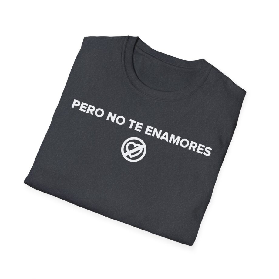No Te Enamores Official Tour Unisex Softstyle T-shirt
