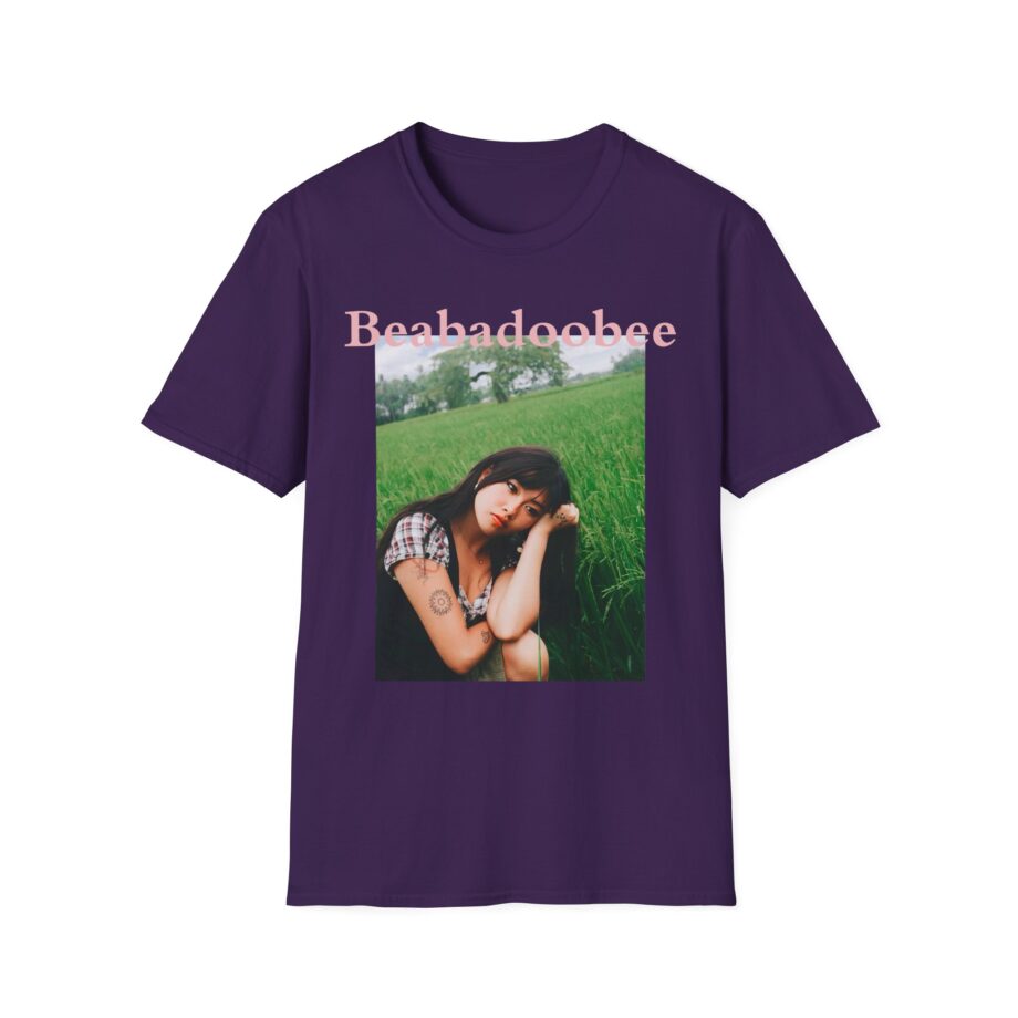 CBeabadoobee Glue Tour Unisex Softstyle T-Shirt