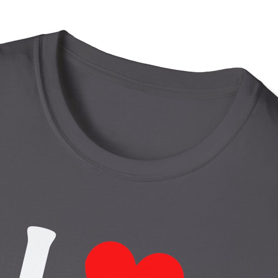 I Love Wave to Earth Unisex Softstyle T-Shirt