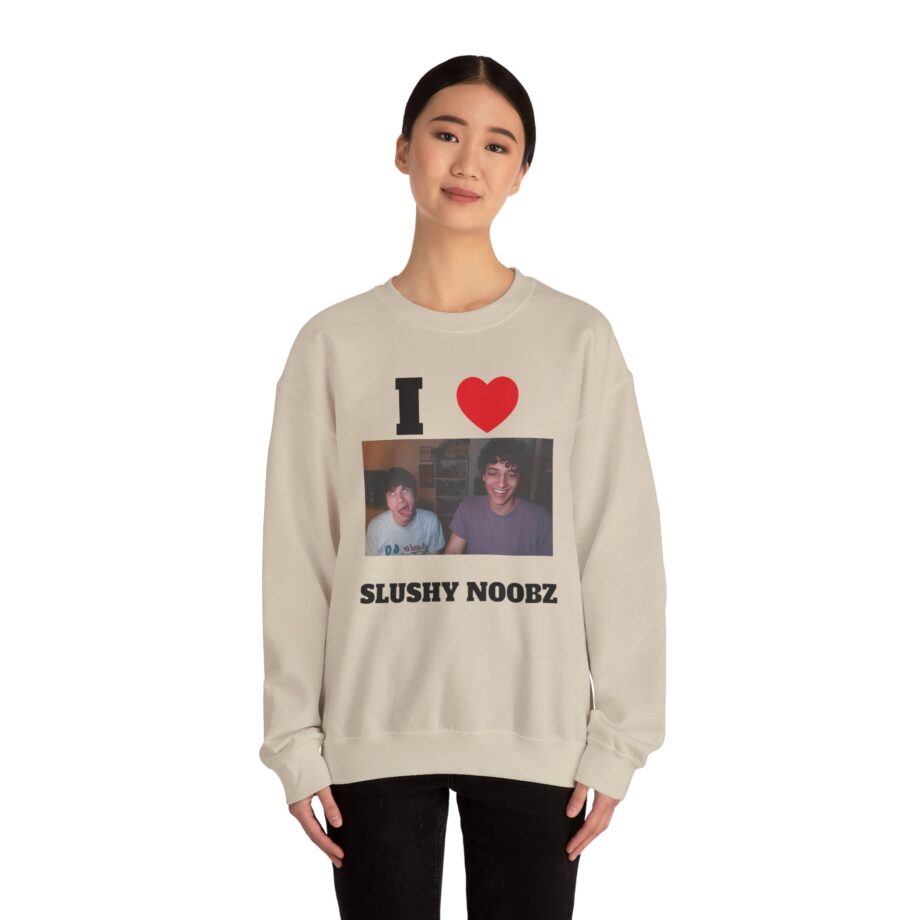 I Heart Slushy Noobz Unisex Heavy Blend Crewneck Sweatshirt