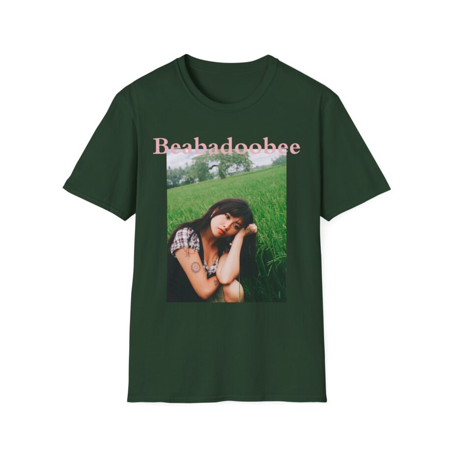 CBeabadoobee Glue Tour Unisex Softstyle T-Shirt
