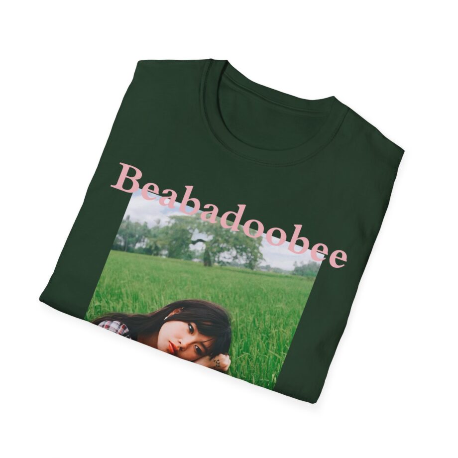 CBeabadoobee Glue Tour Unisex Softstyle T-Shirt