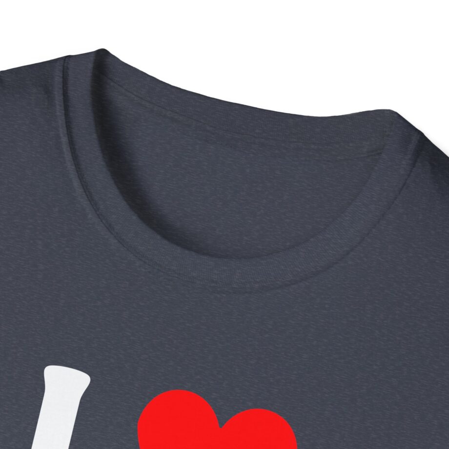 I Love Wave to Earth Unisex Softstyle T-Shirt