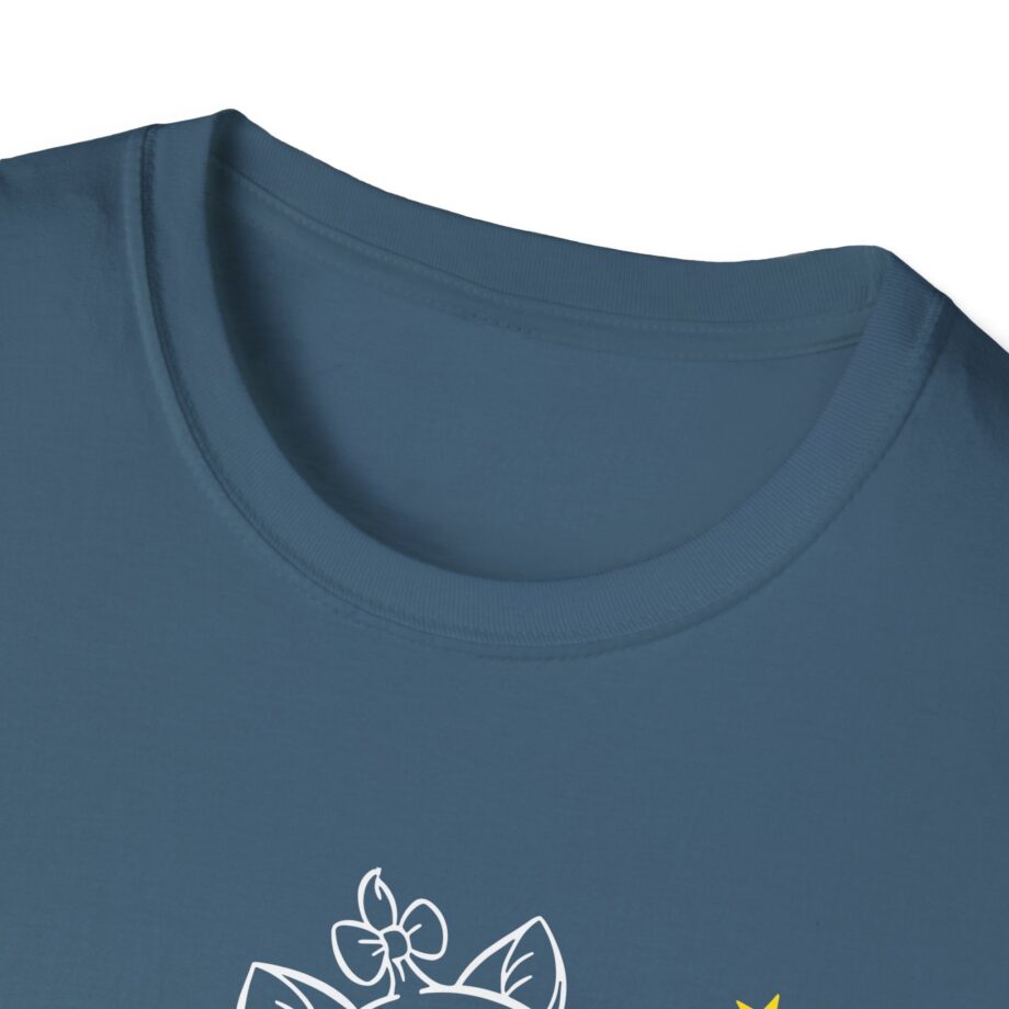 Beabadoobee Dancer Unisex Softstyle T-Shirt