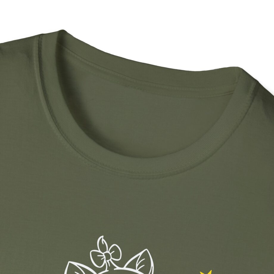 Beabadoobee Dancer Unisex Softstyle T-Shirt