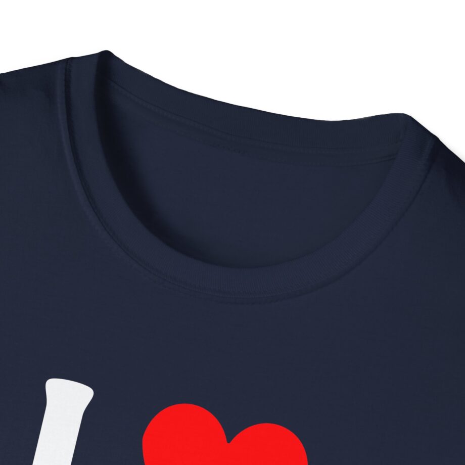 I Love Wave to Earth Unisex Softstyle T-Shirt