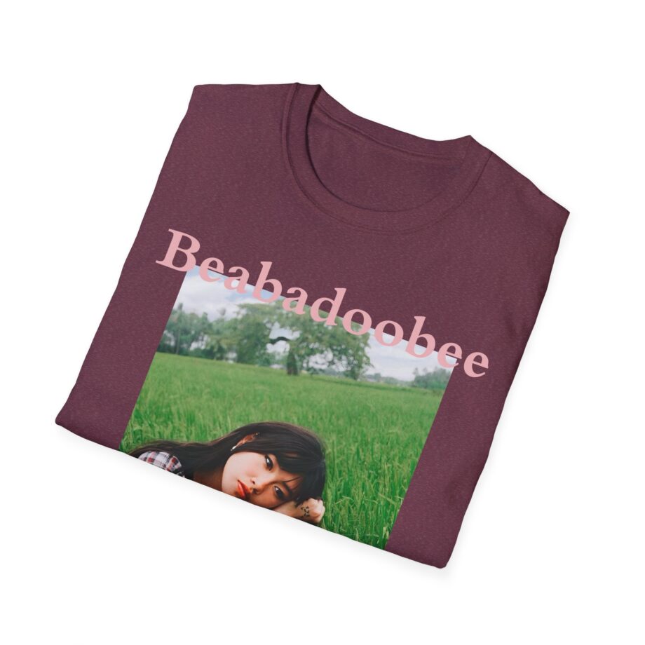 CBeabadoobee Glue Tour Unisex Softstyle T-Shirt