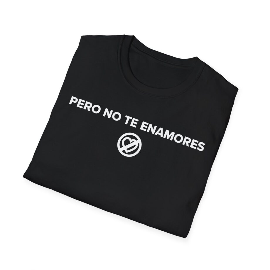 No Te Enamores Official Tour Unisex Softstyle T-shirt