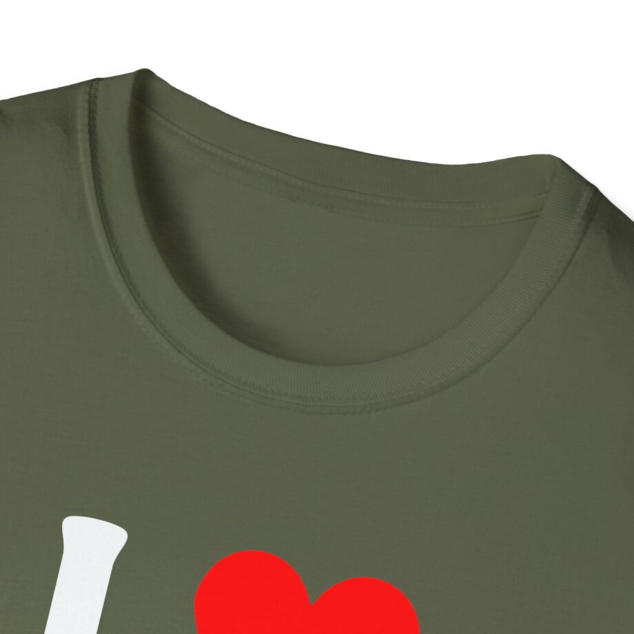I Love Wave to Earth Unisex Softstyle T-Shirt
