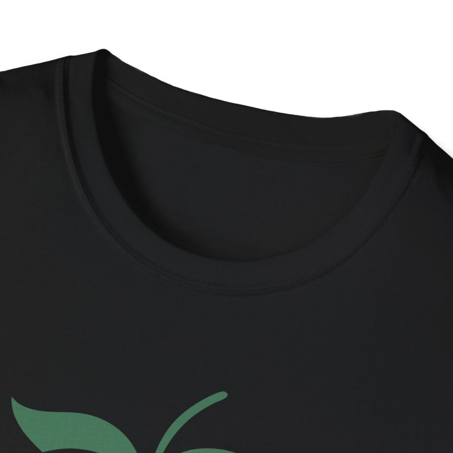 Eslabon Armado La Fresa Unisex Softstyle T-shirt