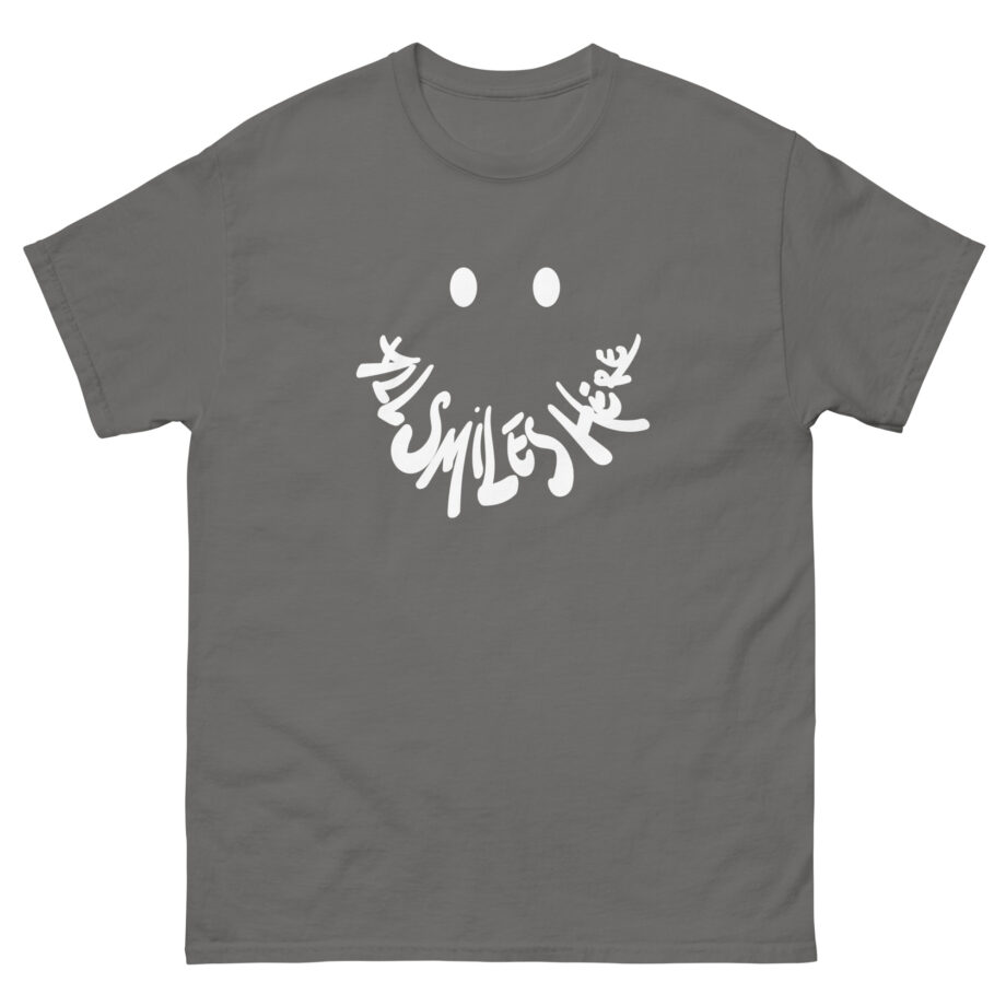 Charli D Amelio Charli All Smiles Here Unisex classic tee