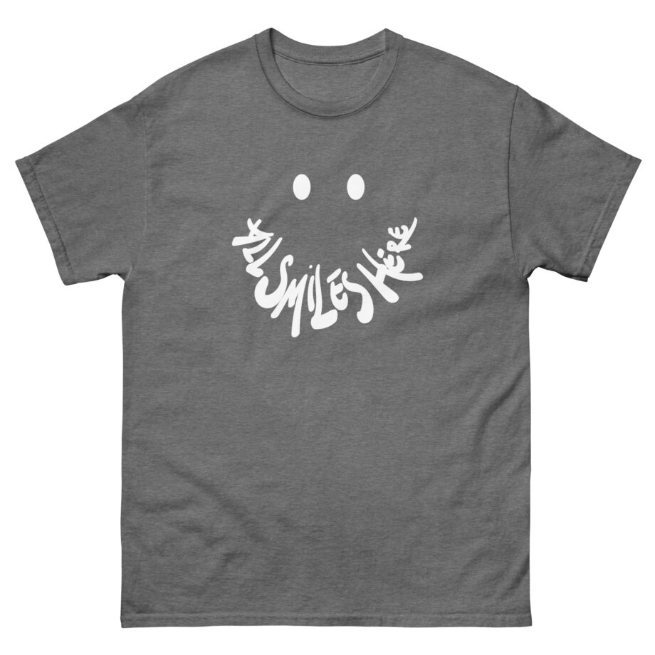 Charli D Amelio Charli All Smiles Here Unisex classic tee