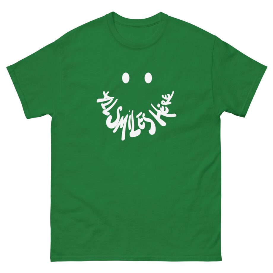 Charli D Amelio Charli All Smiles Here Unisex classic tee